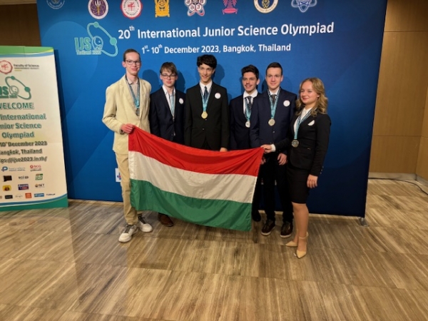 KépekCOM_JOOMGALLERY_UPLOAD_IMAGENAME_SEPARATOR79