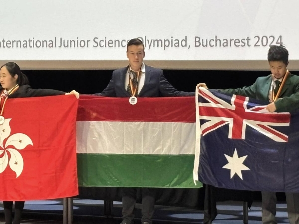 KépekCOM_JOOMGALLERY_UPLOAD_IMAGENAME_SEPARATOR44