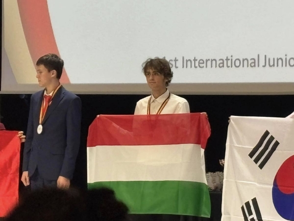 KépekCOM_JOOMGALLERY_UPLOAD_IMAGENAME_SEPARATOR49